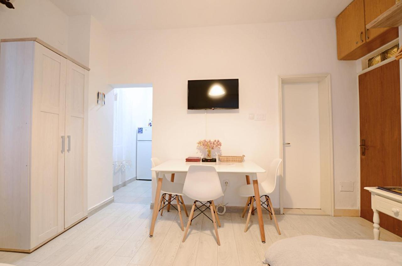 Old Town Experience - Studio Apartment บุดวา ภายนอก รูปภาพ