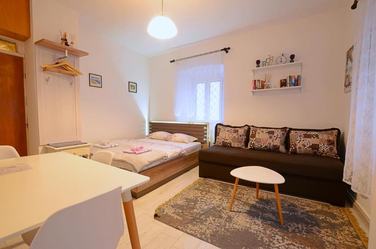 Old Town Experience - Studio Apartment บุดวา ภายนอก รูปภาพ
